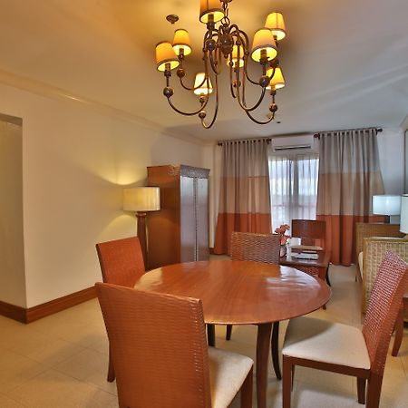 Crown Regency Suites Mactan Lapu-Lapu City Buitenkant foto
