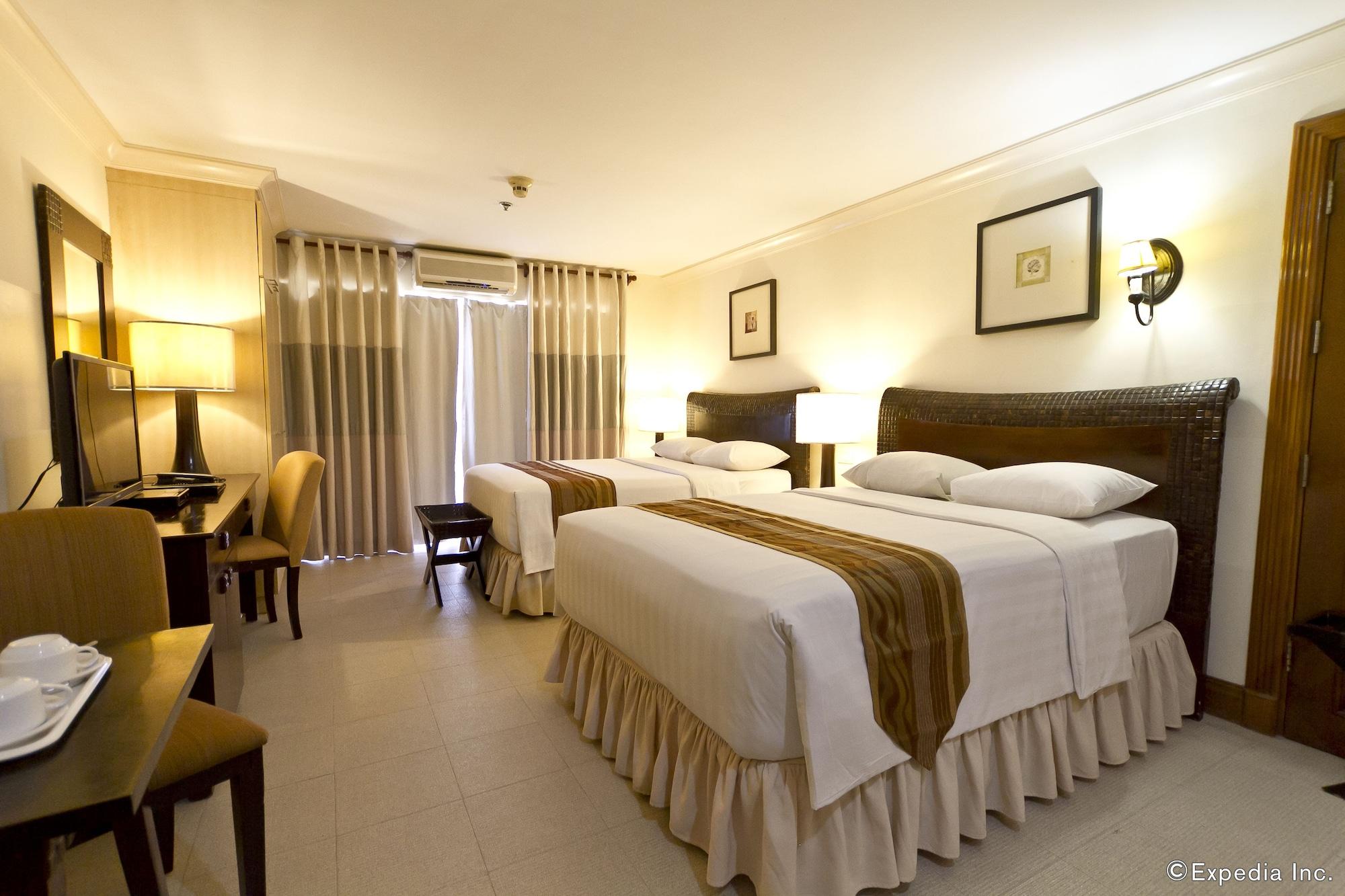 Crown Regency Suites Mactan Lapu-Lapu City Buitenkant foto