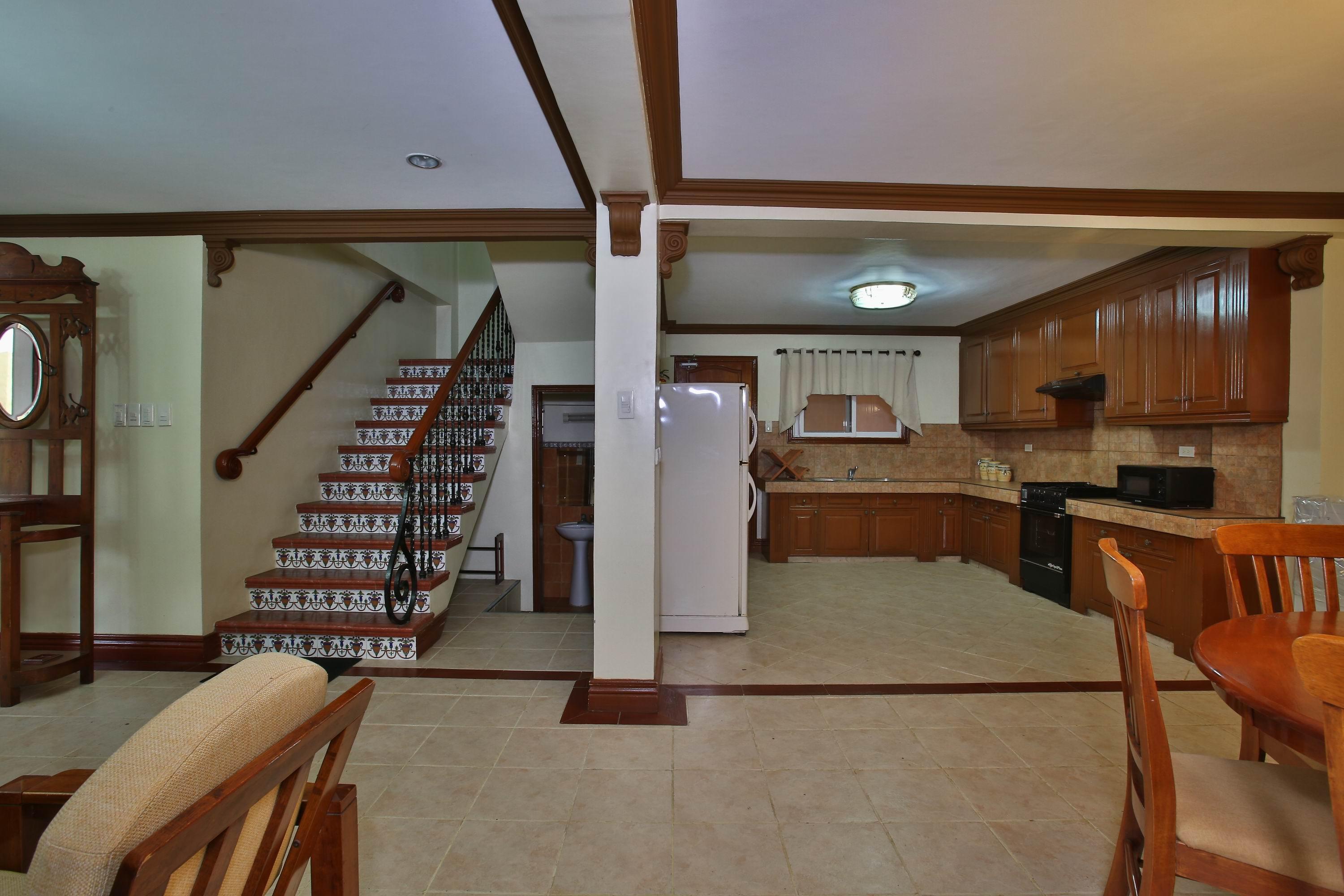 Crown Regency Suites Mactan Lapu-Lapu City Buitenkant foto