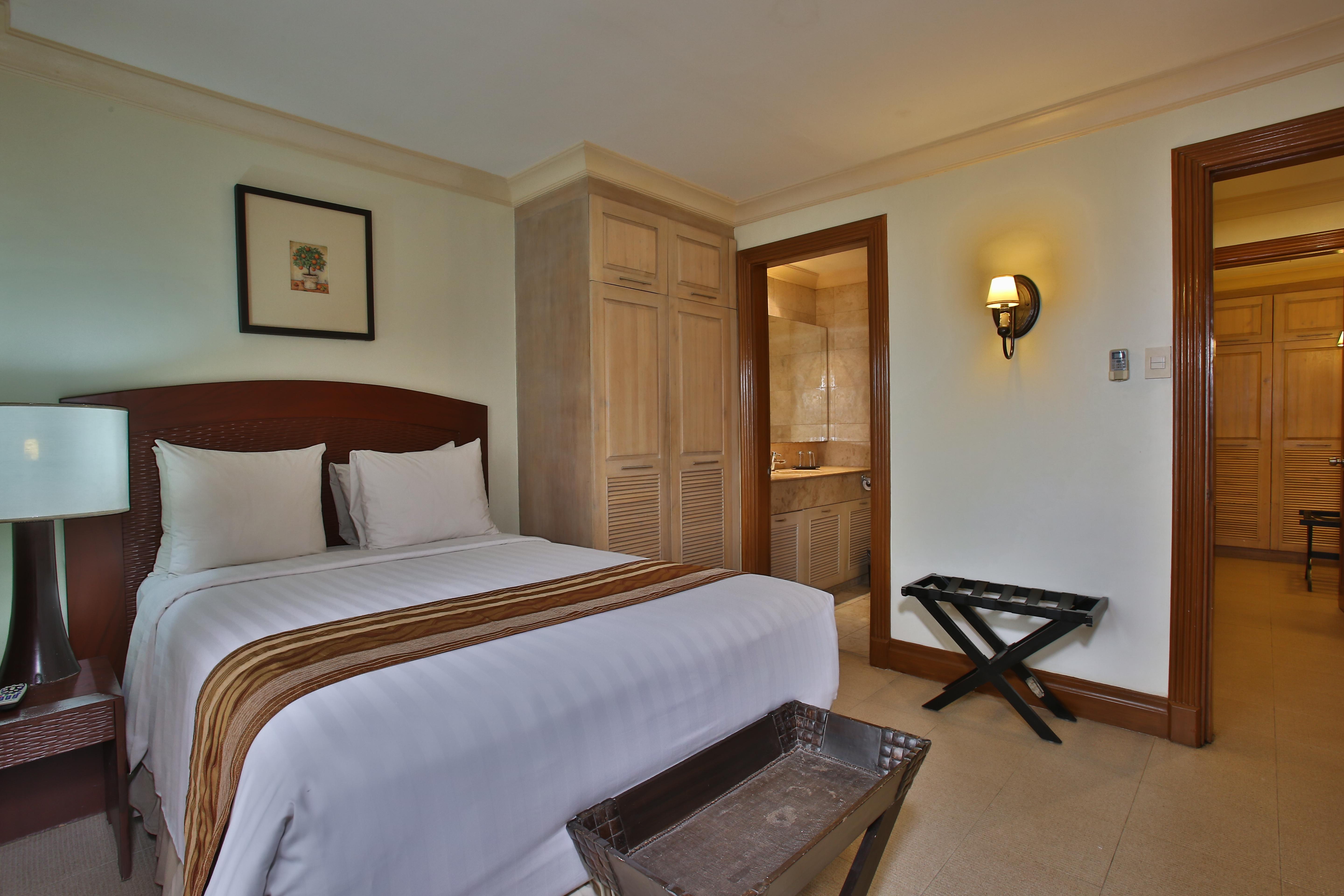 Crown Regency Suites Mactan Lapu-Lapu City Buitenkant foto