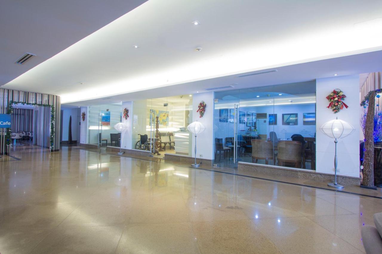 Crown Regency Suites Mactan Lapu-Lapu City Buitenkant foto