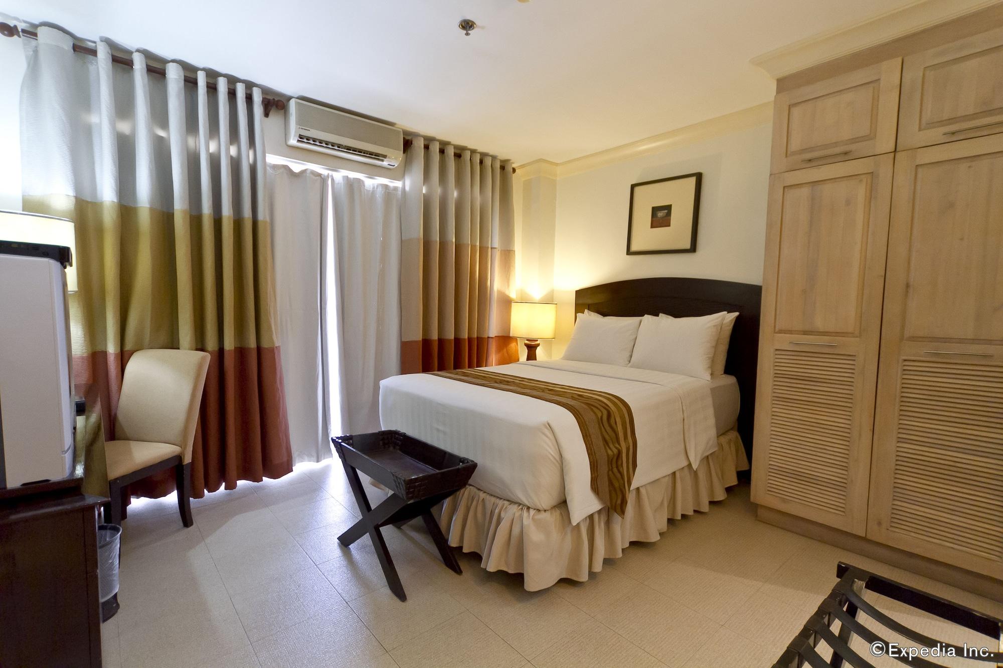 Crown Regency Suites Mactan Lapu-Lapu City Buitenkant foto