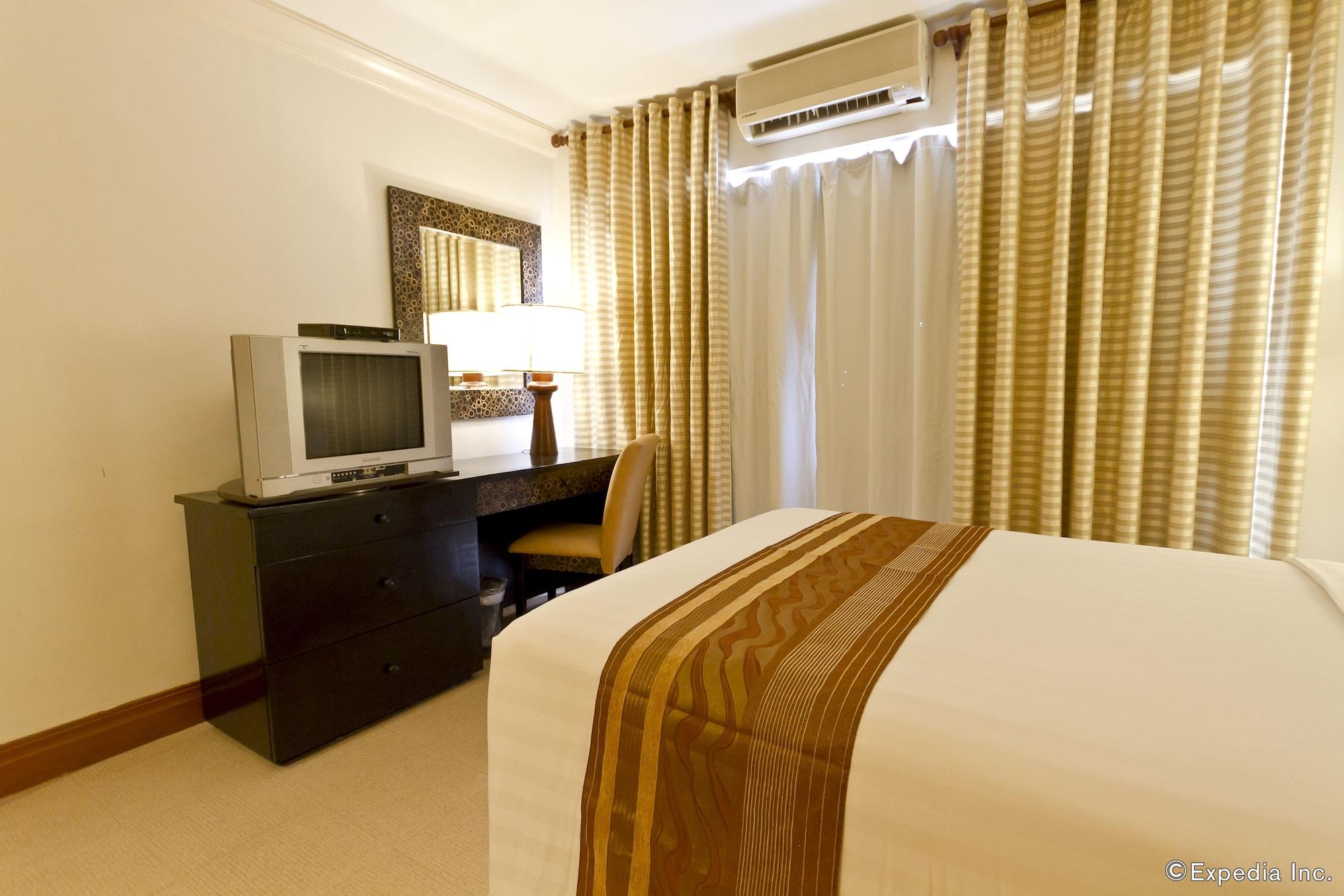 Crown Regency Suites Mactan Lapu-Lapu City Buitenkant foto