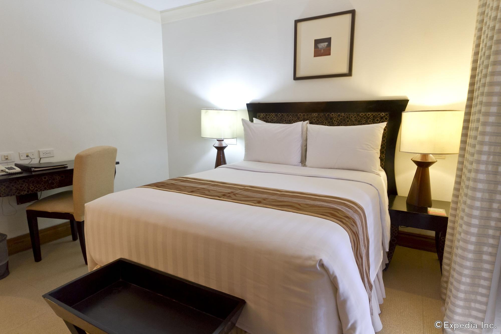 Crown Regency Suites Mactan Lapu-Lapu City Buitenkant foto